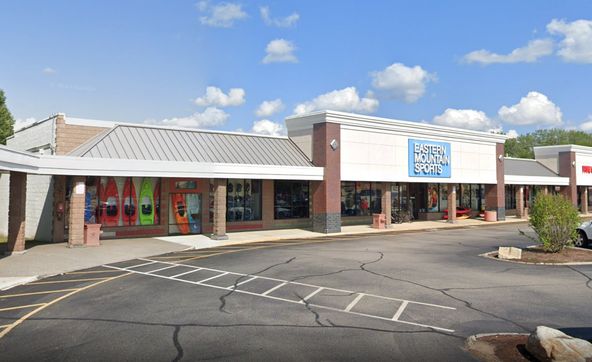 Fort Eddy Plaza: 68 Fort Eddy Rd, Concord, NH 03301